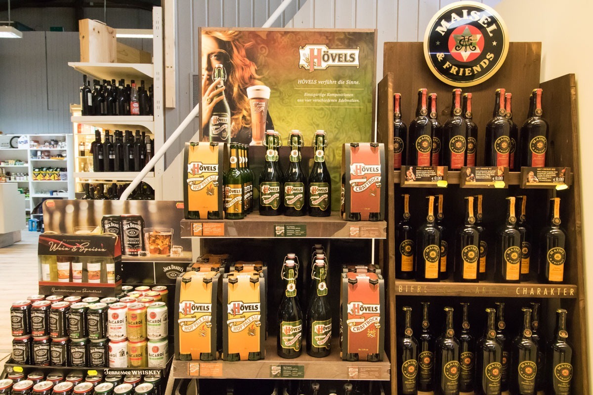 Bierspezialitäten und Sortiment im Getränkemarkt Hölscher